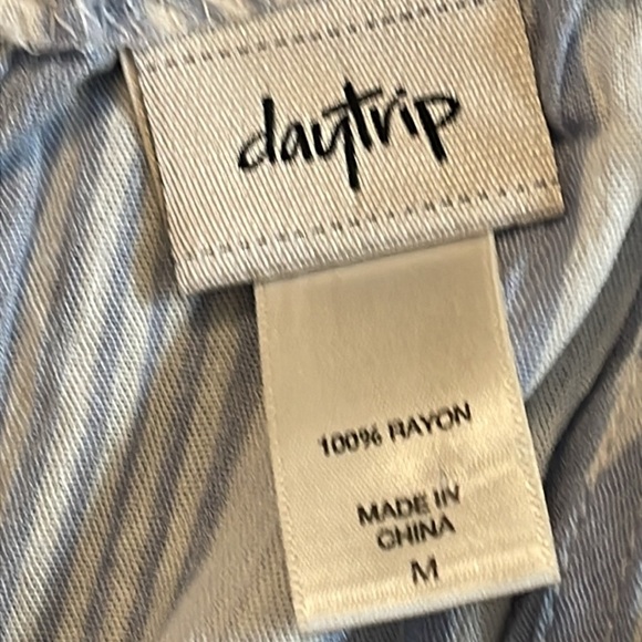 🌹DAYTRIP RAYON TANK TOP - Picture 7 of 7